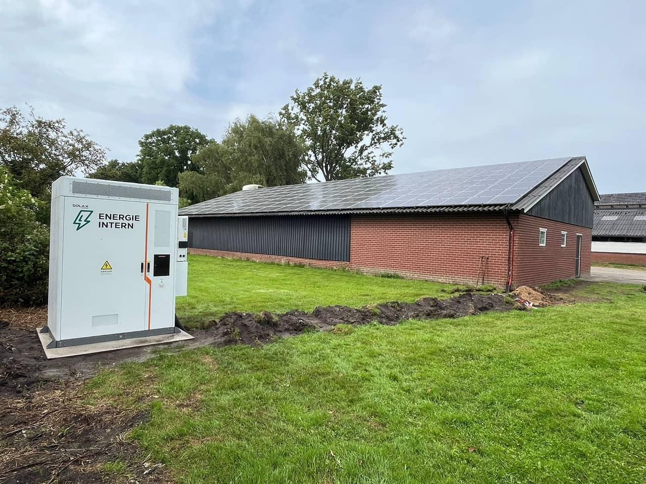 Energieopslag met noodstroom bij project Bomers